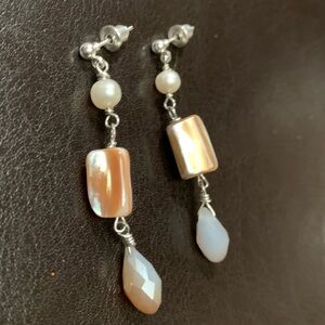 ⭐️2/$10 Abalone Shell and Pearl Crystal Teardrop Handcrafted Earrings